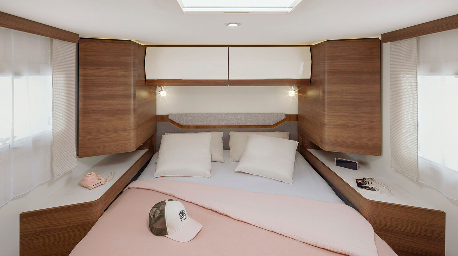 FOTOS VOM INNENRAUM RAPIDO Reisemobil C86